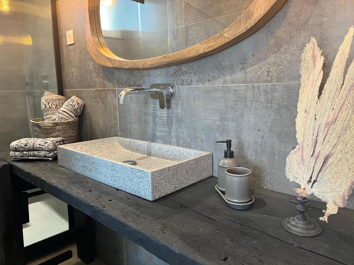 Les Petites Canailles Rooftop Apartment